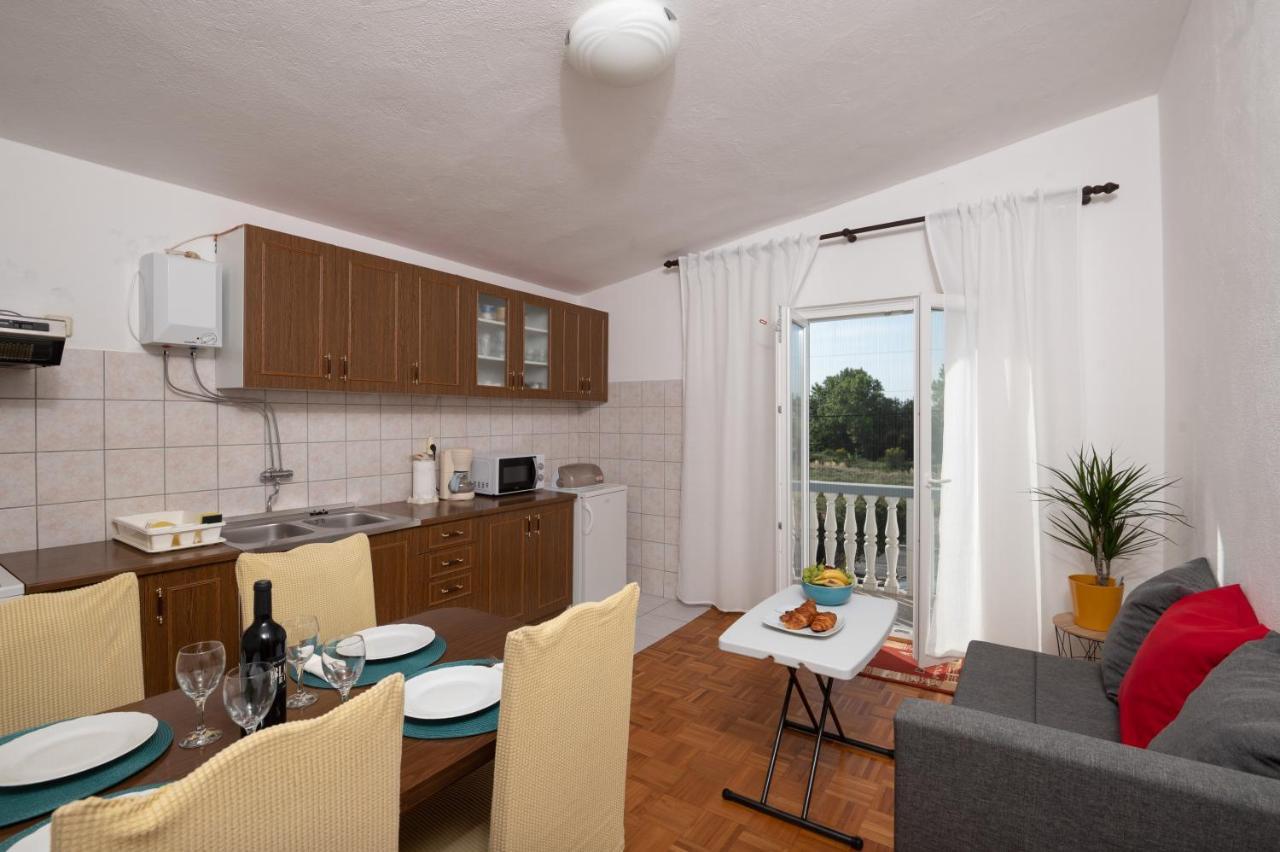 Marina'S Apartments Ražanac Exteriér fotografie