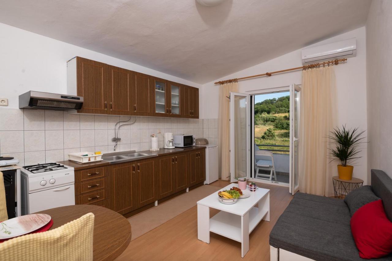 Marina'S Apartments Ražanac Exteriér fotografie